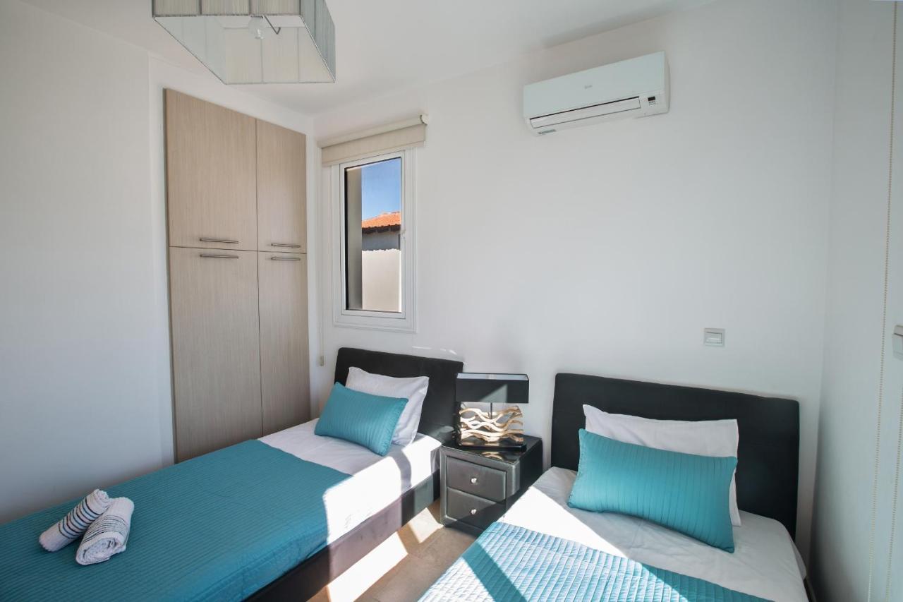 Seaspray Villa Protaras Exterior photo