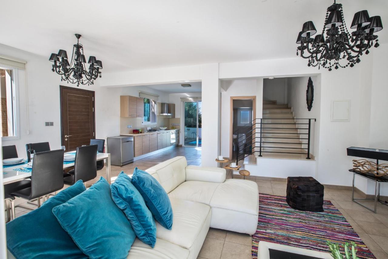 Seaspray Villa Protaras Exterior photo