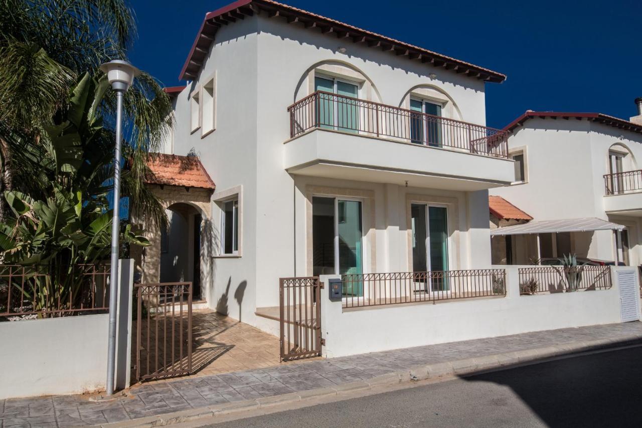 Seaspray Villa Protaras Exterior photo